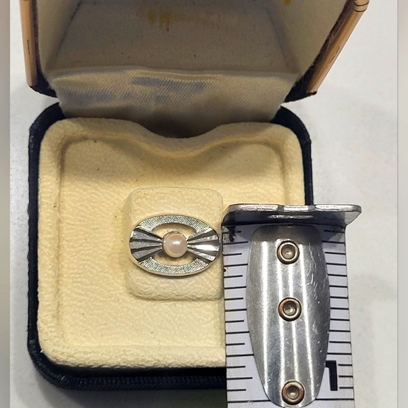 Vintage Mens Tie back, boxed, with cultured pearl - Picture 7 of 7